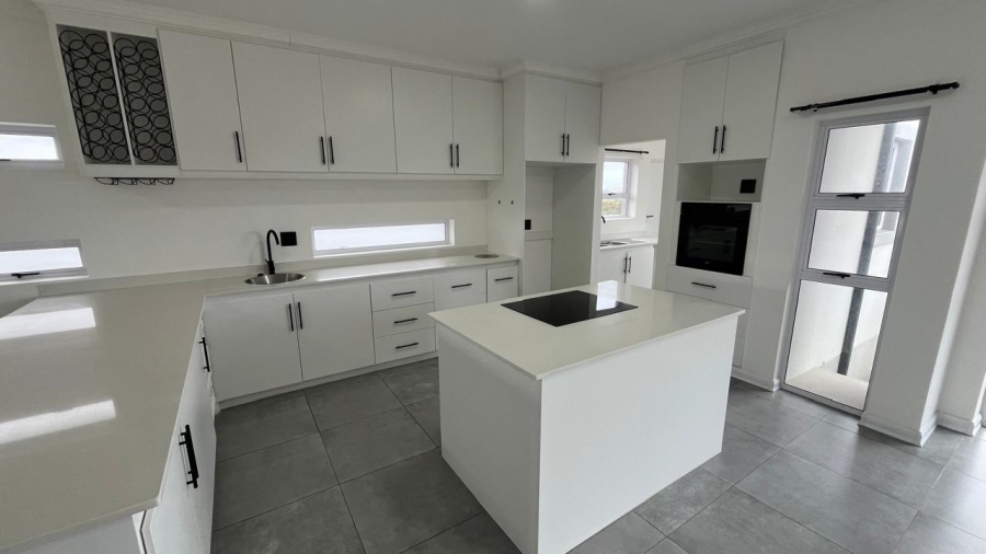3 Bedroom Property for Sale in Aston Bay Eastern Cape